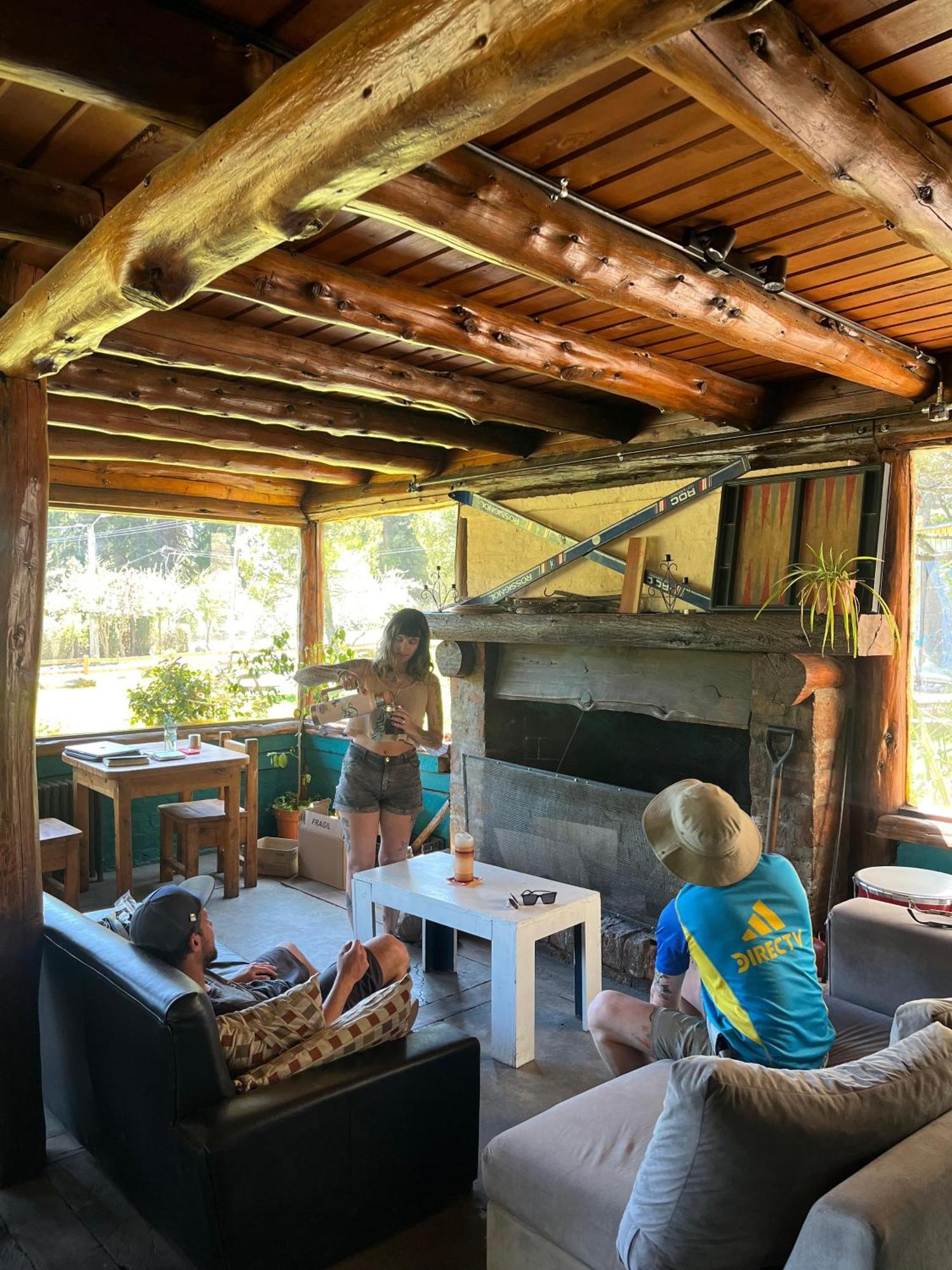 סן קרלוס דה ברילוצ'ה Hostel Capsula Refugio Oeste מראה חיצוני תמונה
